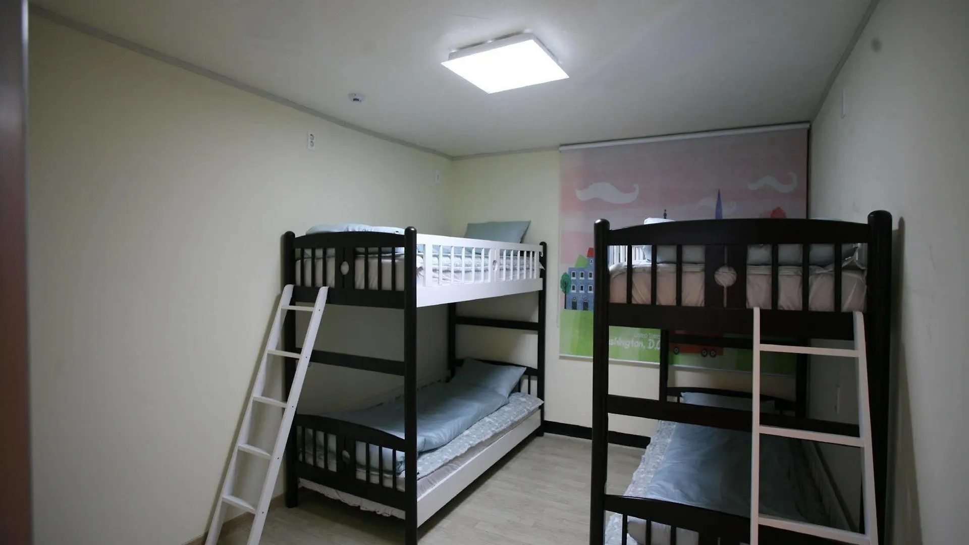 Starjjang Jeju Airport House Hotel 0*,